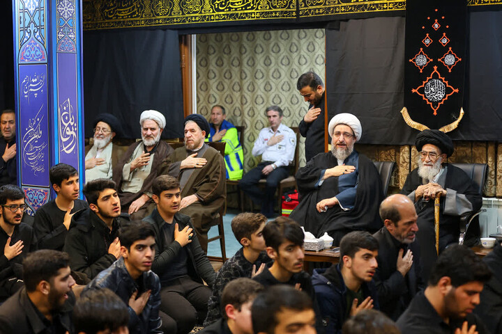 تصاویر/ سومین روز مراسم عزاداری در دفتر نماینده ولی فقیه در آذربایجان شرقی