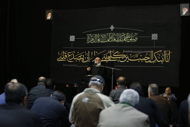 تصاویر/ سوگواری فاطمی در حسینیه آیت الله حقشناس