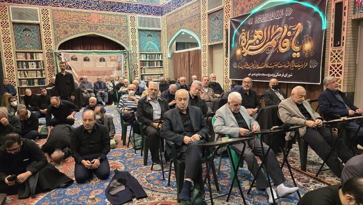 تصاویر/ عزاداری شهادت حضرت زهرا(س) در مسجد جامع غدیر خم