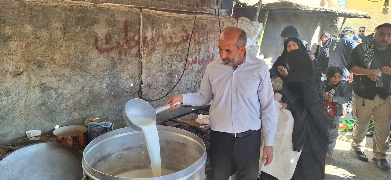 جلوه های ناب خدمت و همدلی در مسیر یازده کیلومتری؛