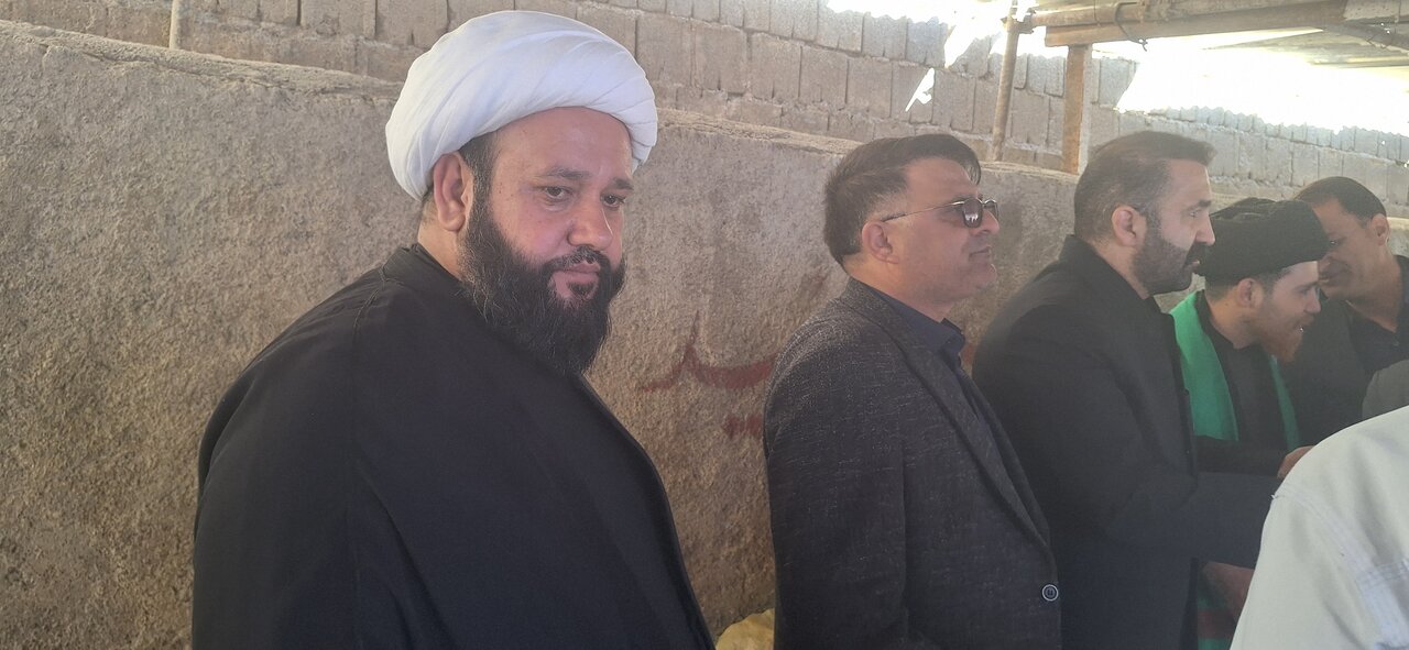 جلوه های ناب خدمت و همدلی در مسیر یازده کیلومتری؛