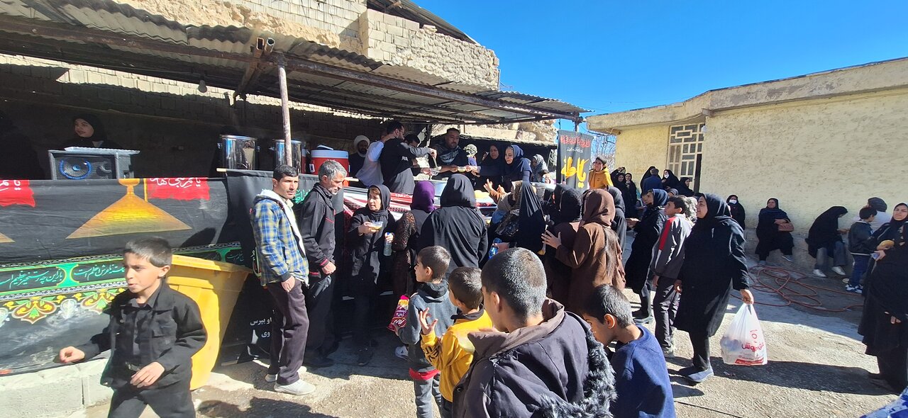 جلوه های ناب خدمت و همدلی در مسیر یازده کیلومتری؛