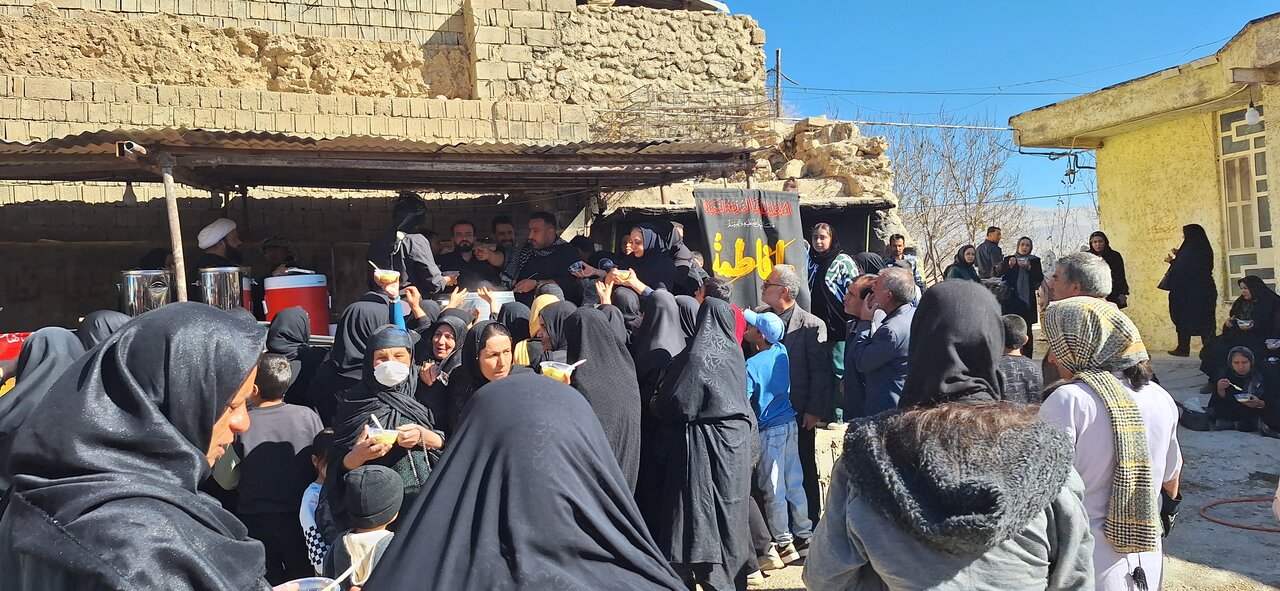 جلوه های ناب خدمت و همدلی در مسیر یازده کیلومتری؛