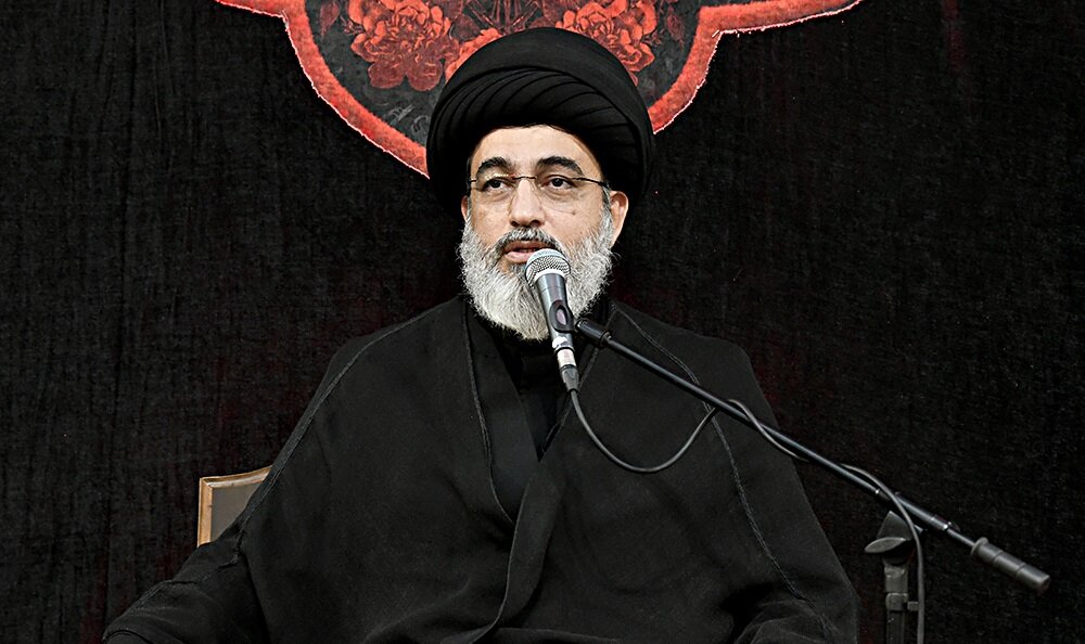 مکتب فاطمی ثمره ایستادگی و صبوری در راه حق است