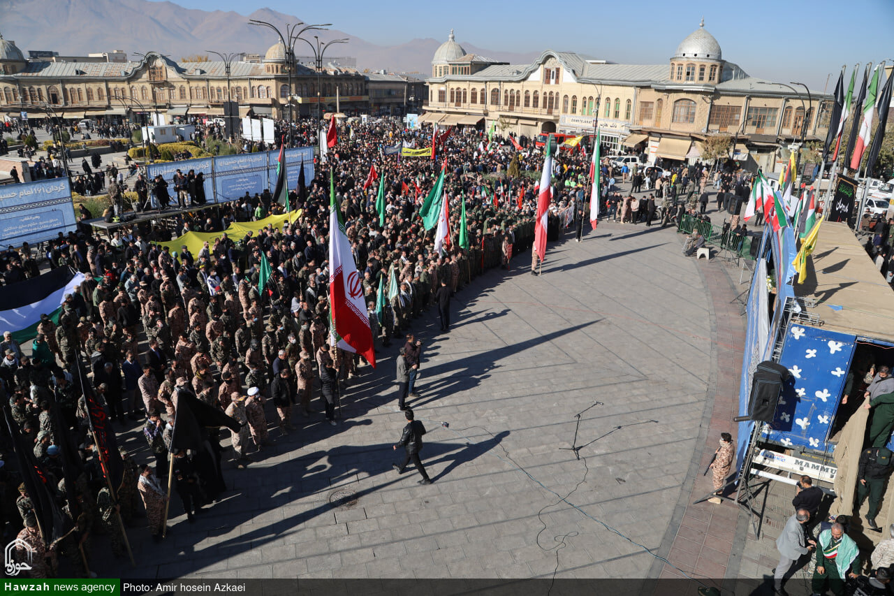 تصاویر/ اجتماع ۱۲ هزار نفری بسیجیان "برای ایران" در همدان