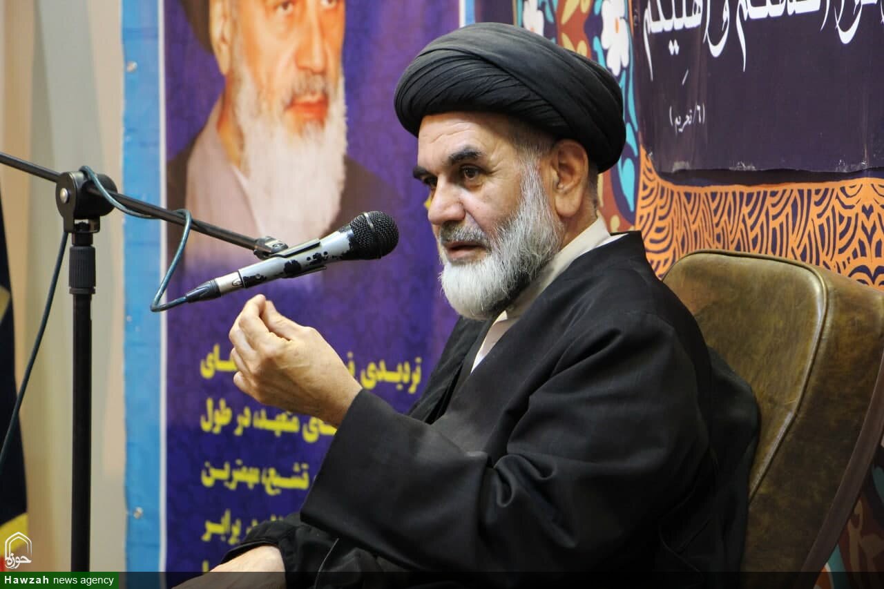 تأکید بر نقش استادِ واصل و نیازمحوری در آموزش اخلاق حوزه علمیه