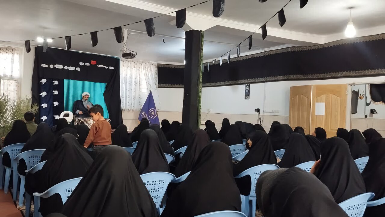 نشست بصیرتی مدرسه علمیه ریحانه النبی رفسنجان