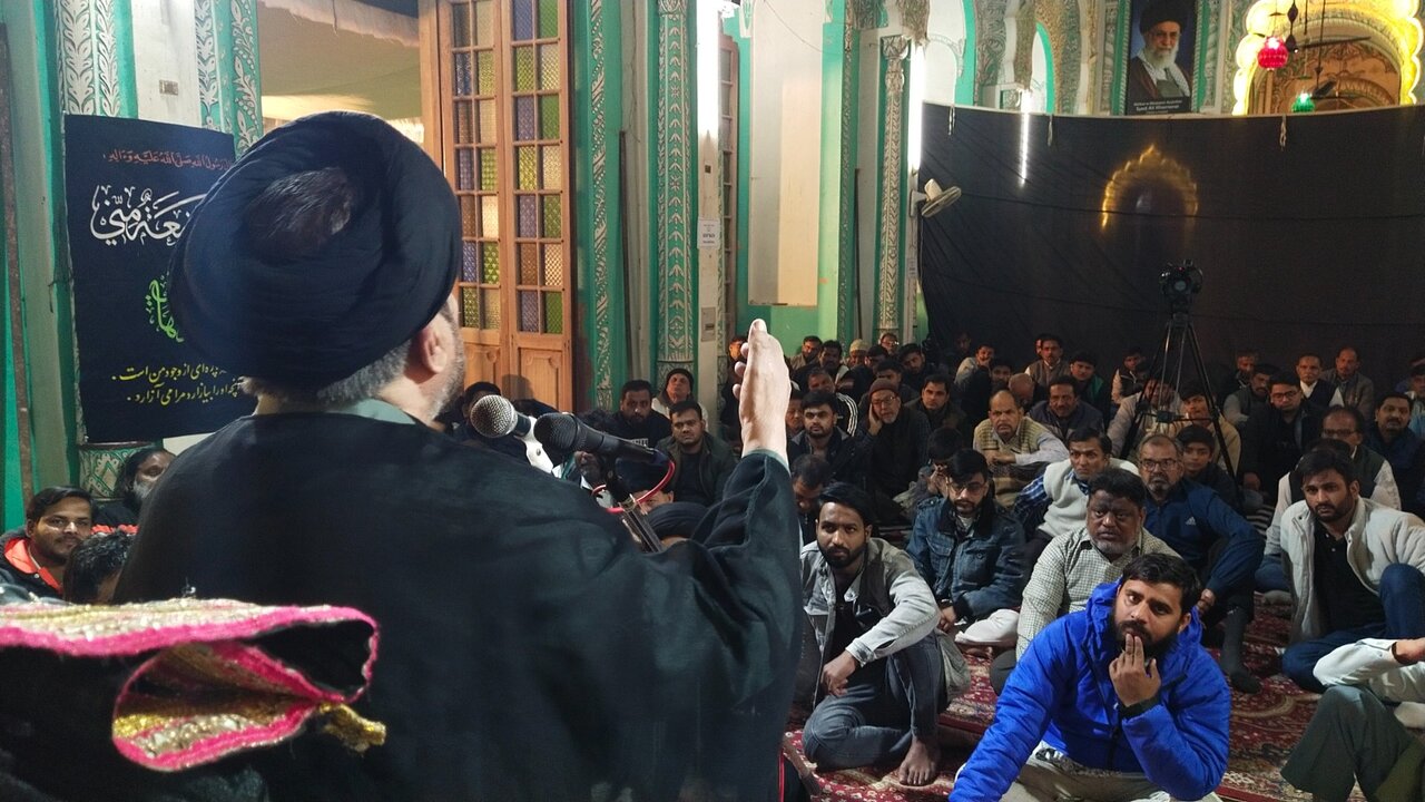 کوثر سے مراد، حضرت فاطمہؑ اور ان کی آل پاک ہے: مولانا کلب جواد نقوی