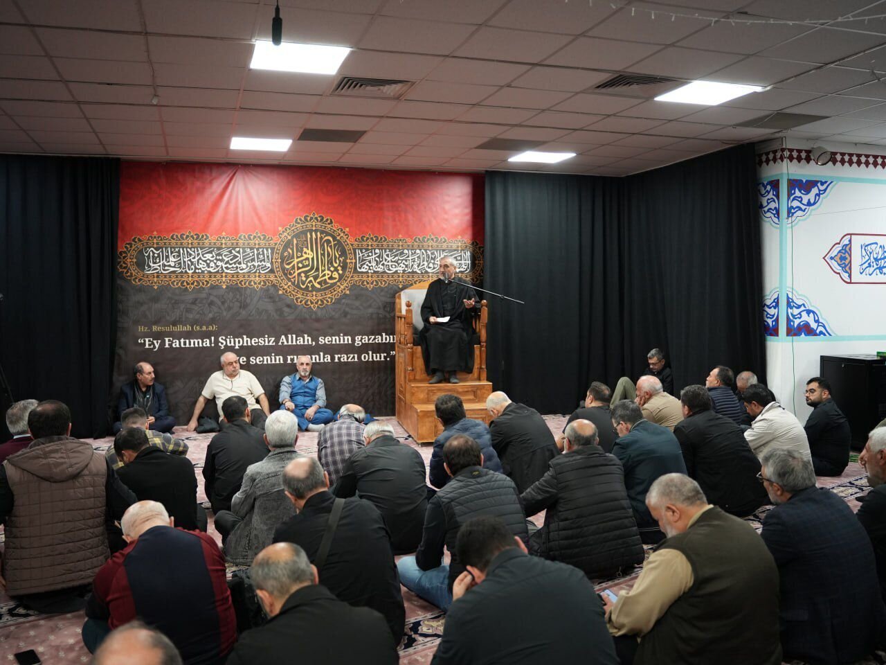 Massive Turnout in Istanbul as Ahlul Bayt Followers Mark Martyrdom of Hazrat Fatima Zahra