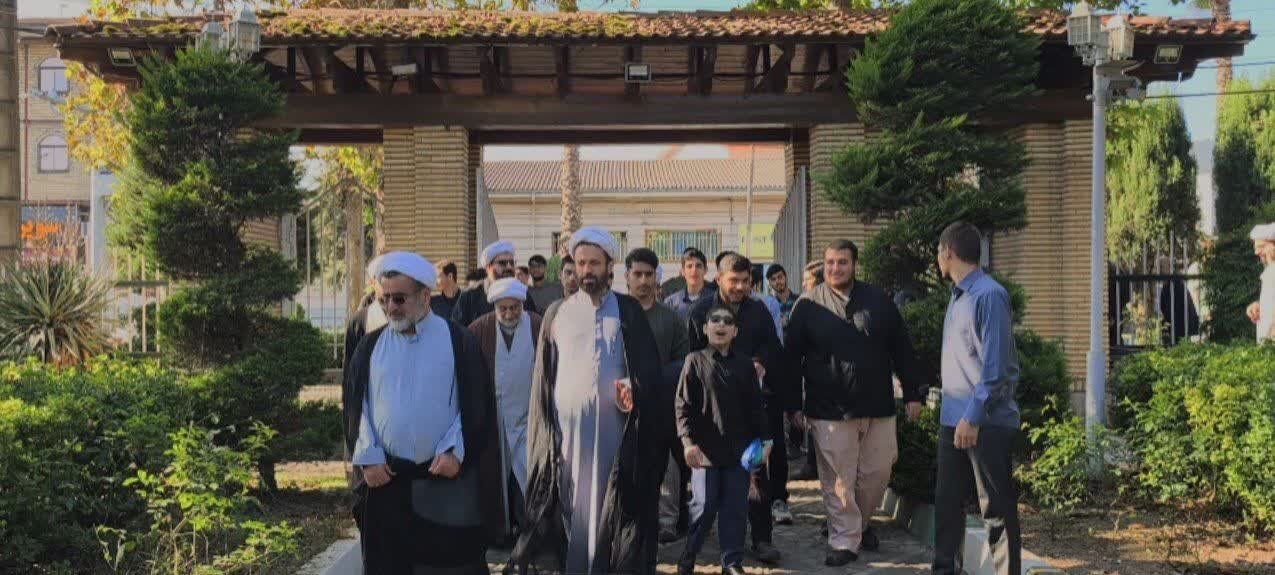 طلاب مدرسه جلالیه با آثار و میراث علمی دکتر معین آشنا شدند+عکس