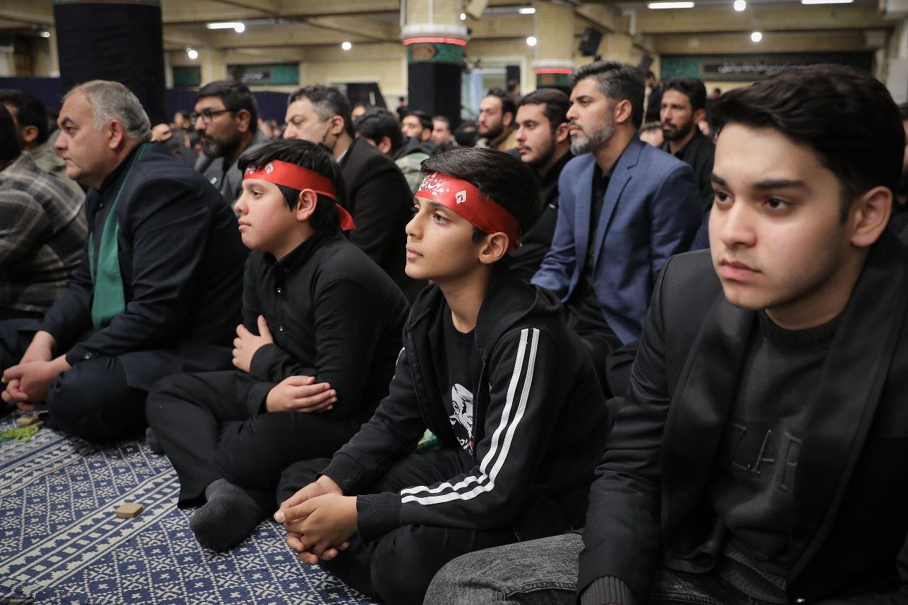 إقامة الليلة الأخيرة من عزاء ذكرى استشهاد الصديقة الطاهرة (سلام الله عليها) في حسينية الإمام الخميني (قدس سره) + صور