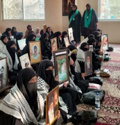 फोटो/ जम्मू - कश्मीर; अंजुमन आओ चलें कर्बला के तहत छह दिन की फातिमा शनासी वर्कशॉप खत्म हुई/छात्राओं को सर्टिफिकेट और इनाम बांटे गए