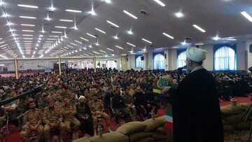 نمایش اقتدار و همبستگی در تجمع بسیجیان نهاوند+تصاویر و فیلم