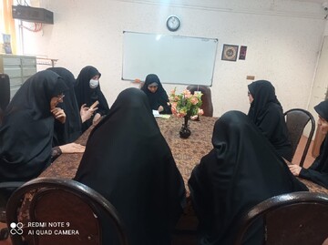 نشست «آشنایی با فنون مناظره» در مدرسه علمیه فاطمه الزهرا(س) اراک