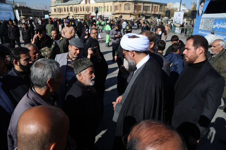 تصاویر / گفت‌وگو چهره به چهره امام جمعه همدان با مردم