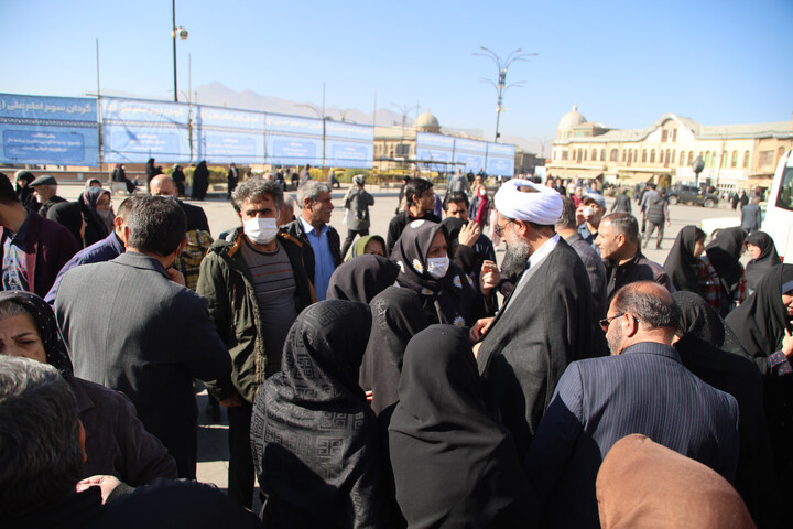 تصاویر / گفت‌وگو چهره به چهره امام جمعه همدان با مردم