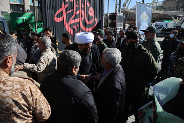 تصاویر / گفت‌وگو چهره به چهره امام جمعه همدان با مردم