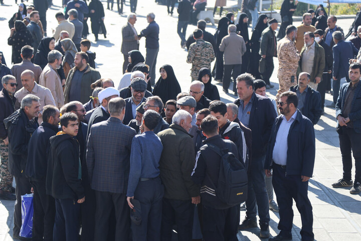 تصاویر / گفت‌وگو چهره به چهره امام جمعه همدان با مردم