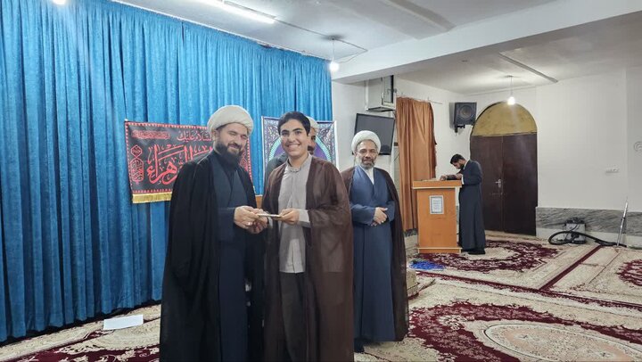 تقدیر و تجلیل از ممتازین عرصه پژوهش