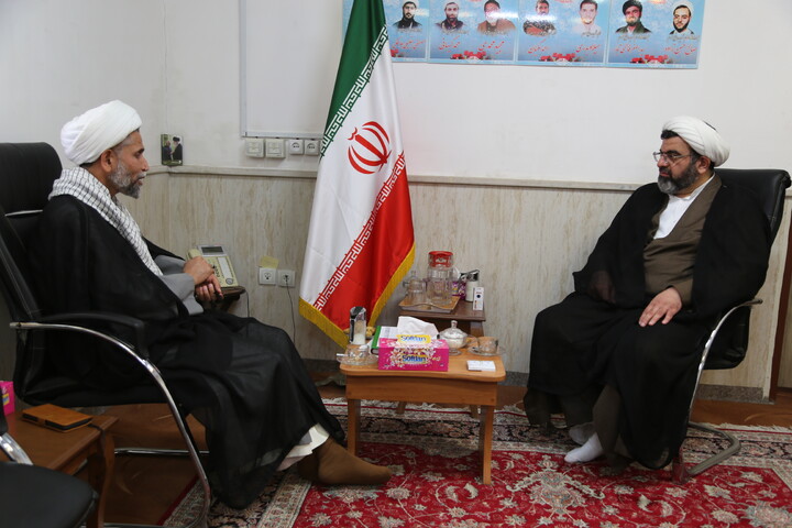 تصاویر/دیدار امام جمعه حمیدیه بت مدیر حوزه علمیه خوزستان