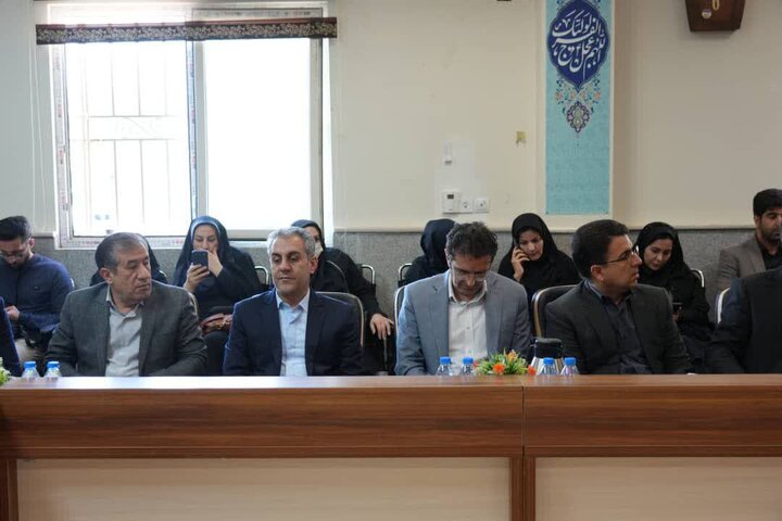 تصاویر/جلسه شورای اداری شهرستان رومشکان با حضور نماینده ولی فقیه در لرستان
