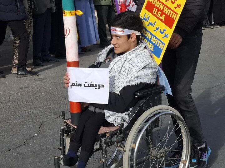 تصاویر/شكوه اقتدار در تجمع بزرگ بسیجیان شهرستان آران وبیدگل