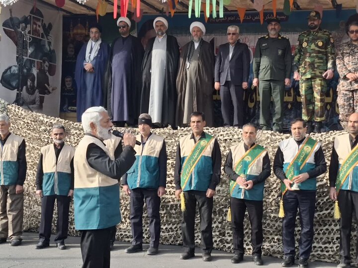 تصاویر/شكوه اقتدار در تجمع بزرگ بسیجیان شهرستان آران وبیدگل