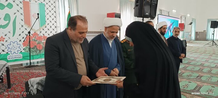 تصاویر/همایش اقتدار بسیج "فدائیان ولایت" در ساوه