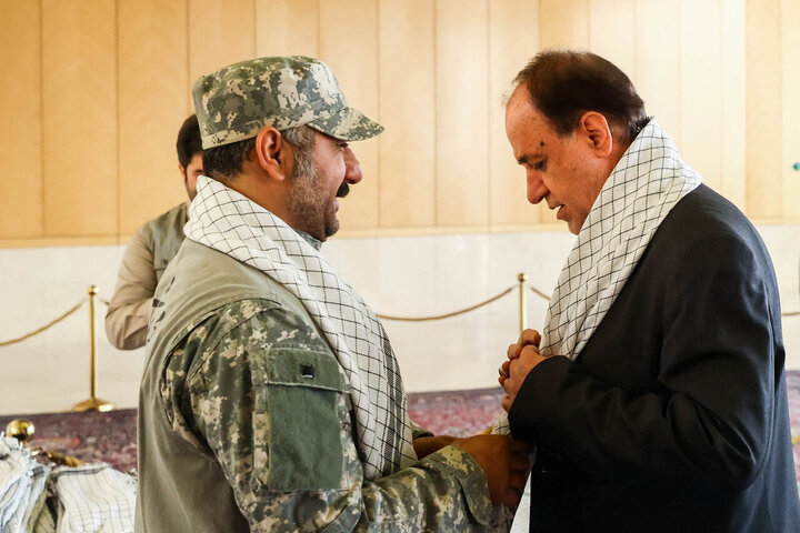 تصاویر آغاز به کار پایگاه مقاومت بسیج شهید مدرس ویژه نمایندگان