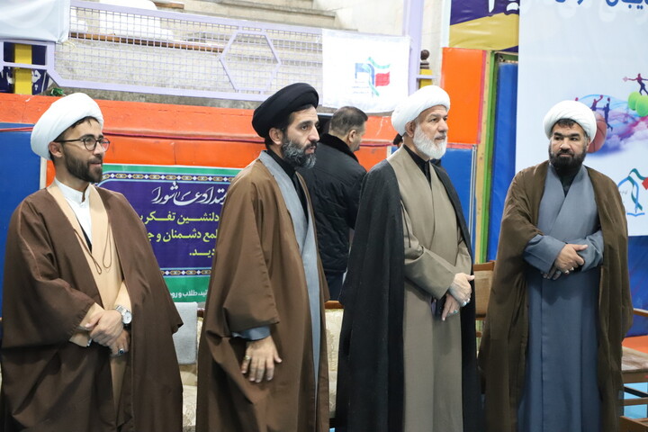 تصاویر /  افتتاحیه چهارمین المپیاد فرهنگی، ورزشی طلاب بسیجی آذربایجان شرقی