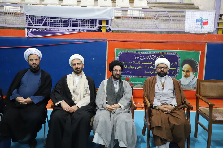 تصاویر /  افتتاحیه چهارمین المپیاد فرهنگی، ورزشی طلاب بسیجی آذربایجان شرقی