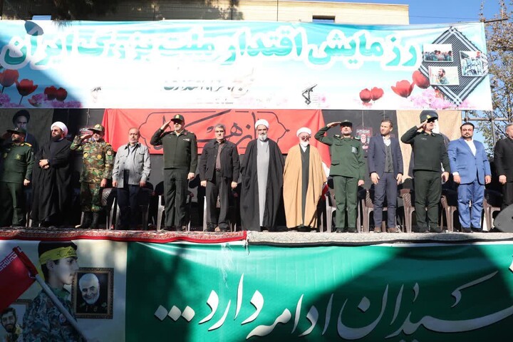 تصاویر/ نماینده ولی‌فقیه در استان سمنان در رزمایش بزرگ اقتدار بسیجیان در شاهرود