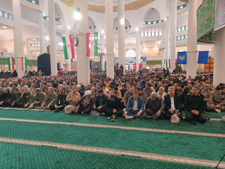 تصاویر / همایش بزرگ اقتدار بسیجیان در زنجان