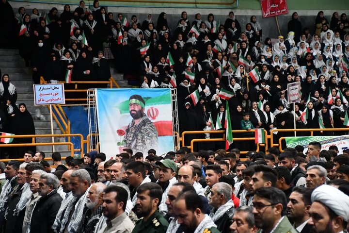 تصاویر/ گردهمایی اقتدار بسیجیان شهرستان ماکو