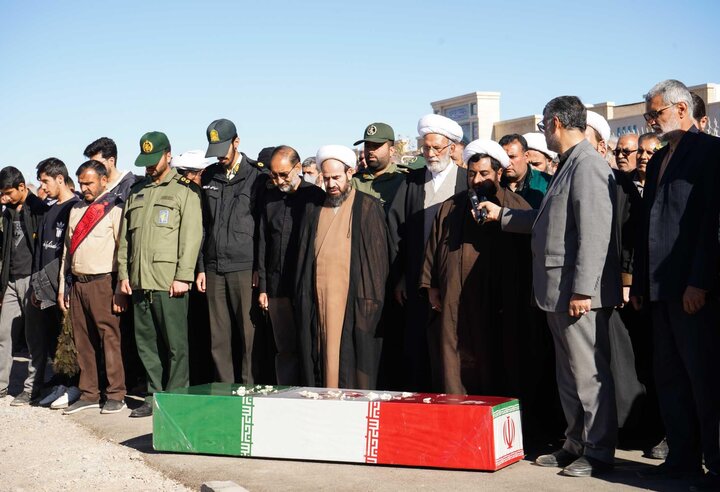 تدفین شهید گمنام در مجتمع حضرت جوادالائمه(علیه السلام) گلبهار