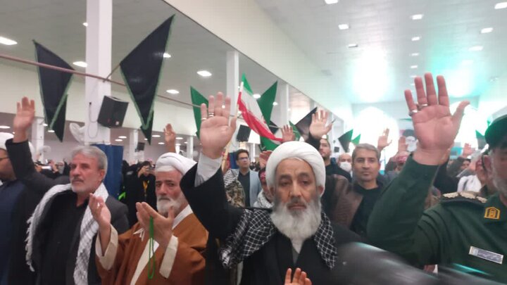 حضور طلاب مدرسه علمیه المهدی (ع) در همایش بسیجیان آران و بیدگل