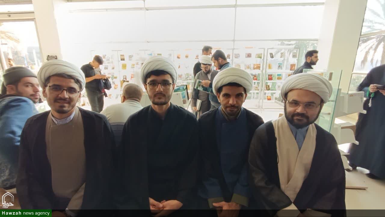 بازدید طلاب همدانی از موزه ملی انقلاب اسلامی و دفاع مقدس تهرانکردند.