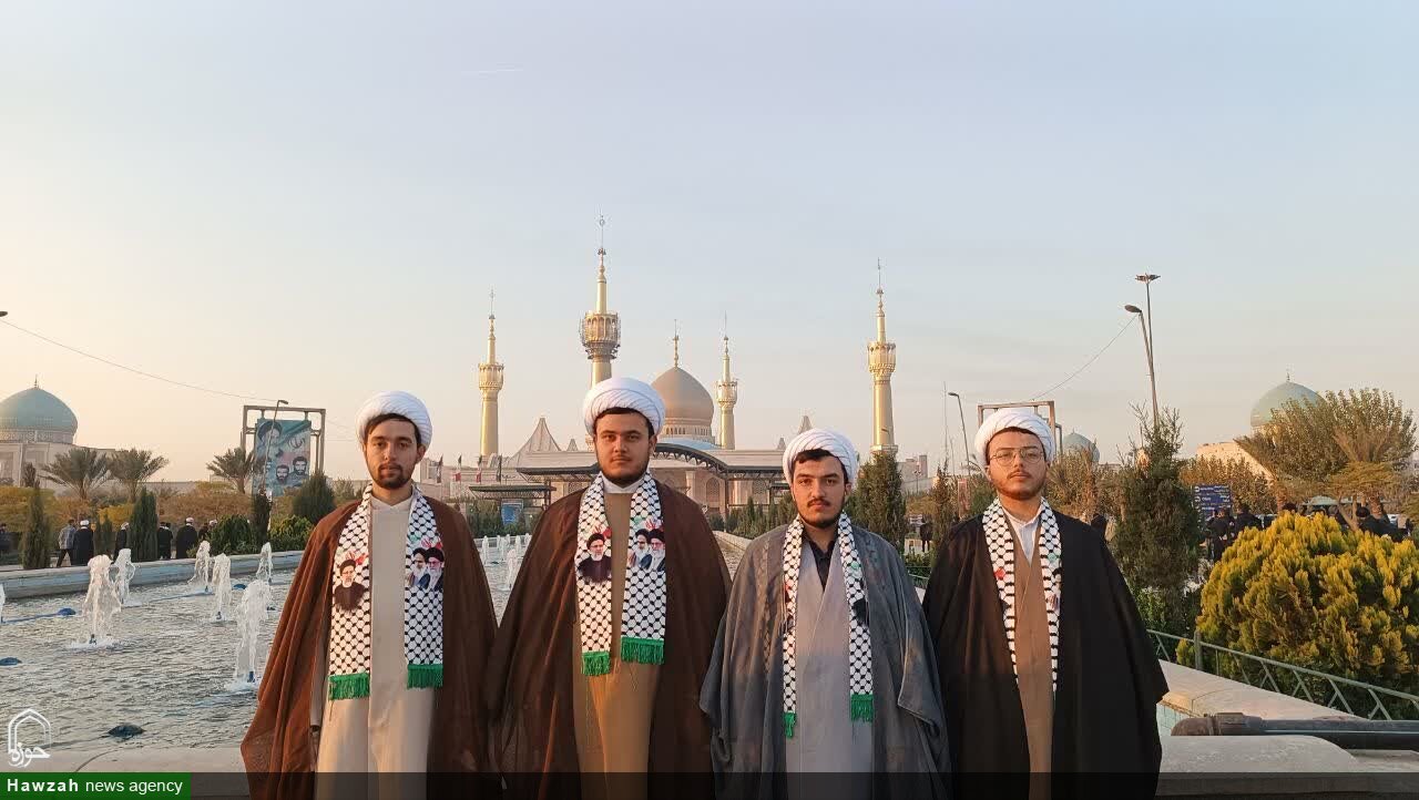 حضور طلاب همدانی در همایش مشترک بسیج طلبه و دانشجو