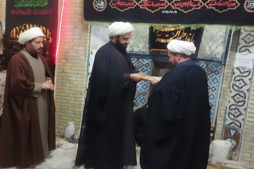 حجت‌الاسلام عباسی امام جماعت مسجد معتمدالدوله کرمانشاه شد+عکس