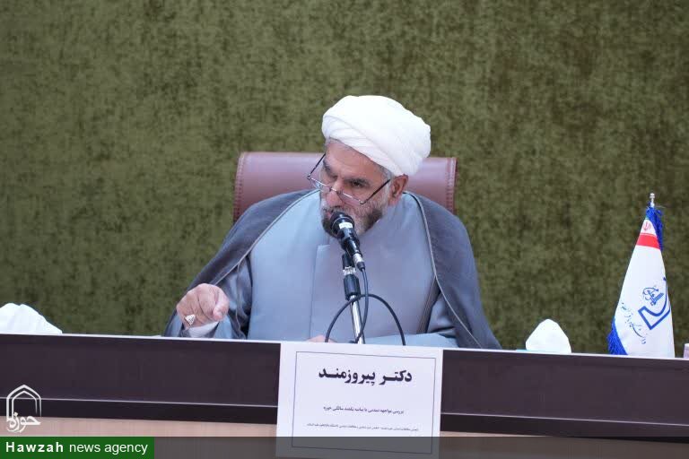 نشست علمی «بررسی مواجهه تمدنی با بیانیه یکصدسالگی حوزه» برگزار شد