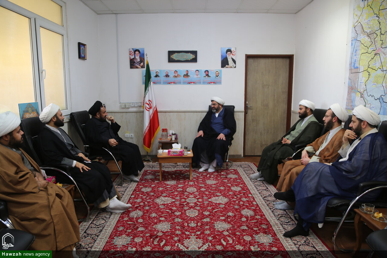تصاویر/ دیدار مدیر و تولیت مدرسه علمیه خاتم الانبیا(ص) با مدیر حوزه علمیه خوزستان