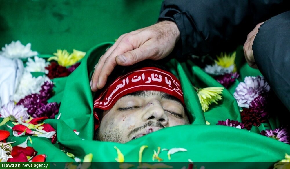 تکریم اصحاب رسانه قم از خانواده شهید مختارزاده + عکس