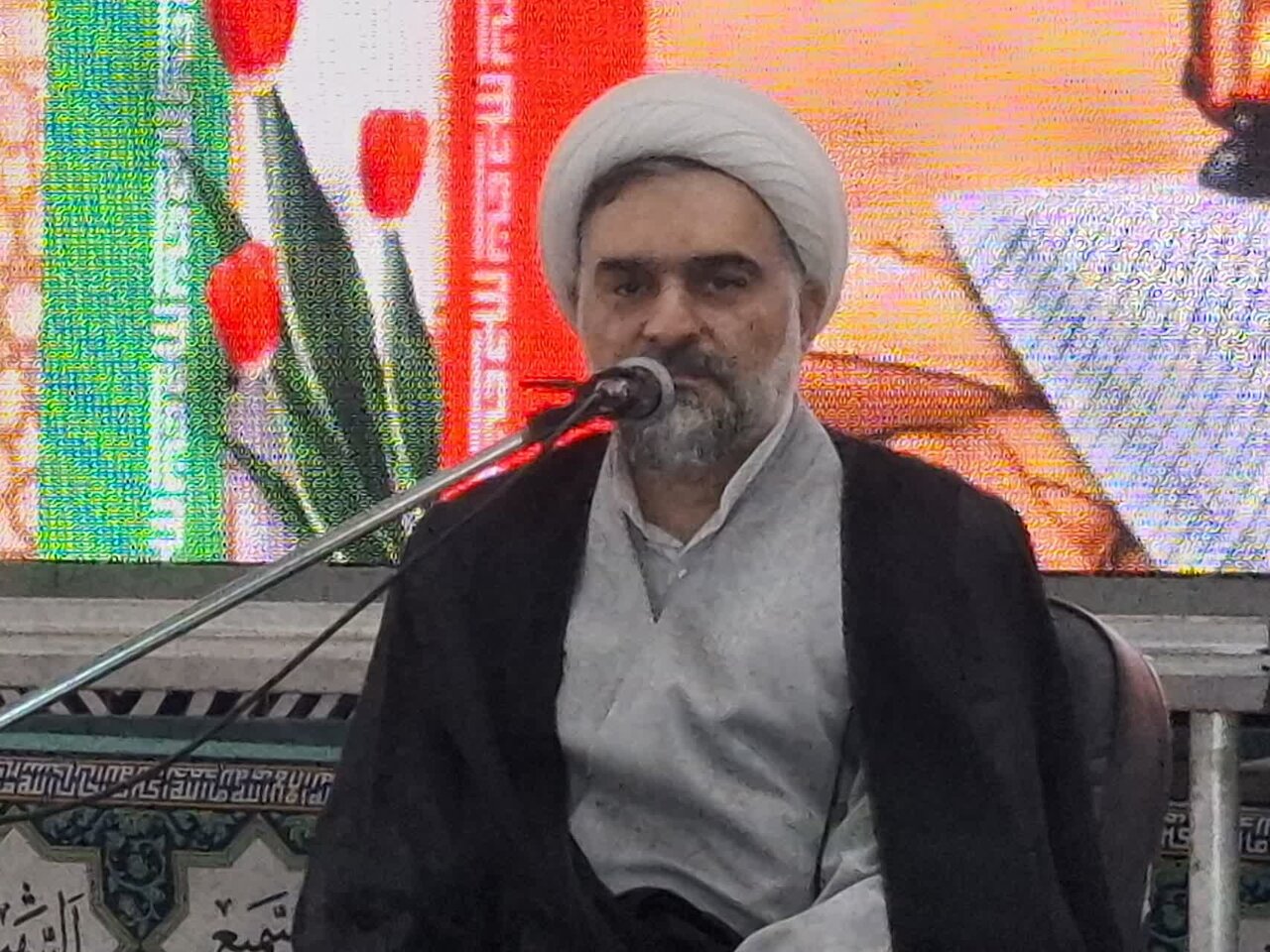 بسیج مستحکم و مقاوم در برابر استکبار ایستاده است