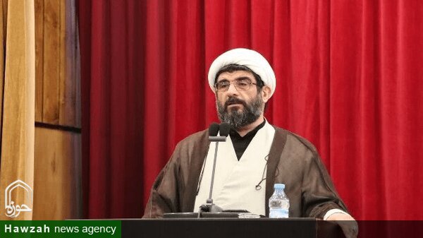 پیوند طلاب و دانشجویان، رمز حفظ انقلاب و اقتدار کشور است