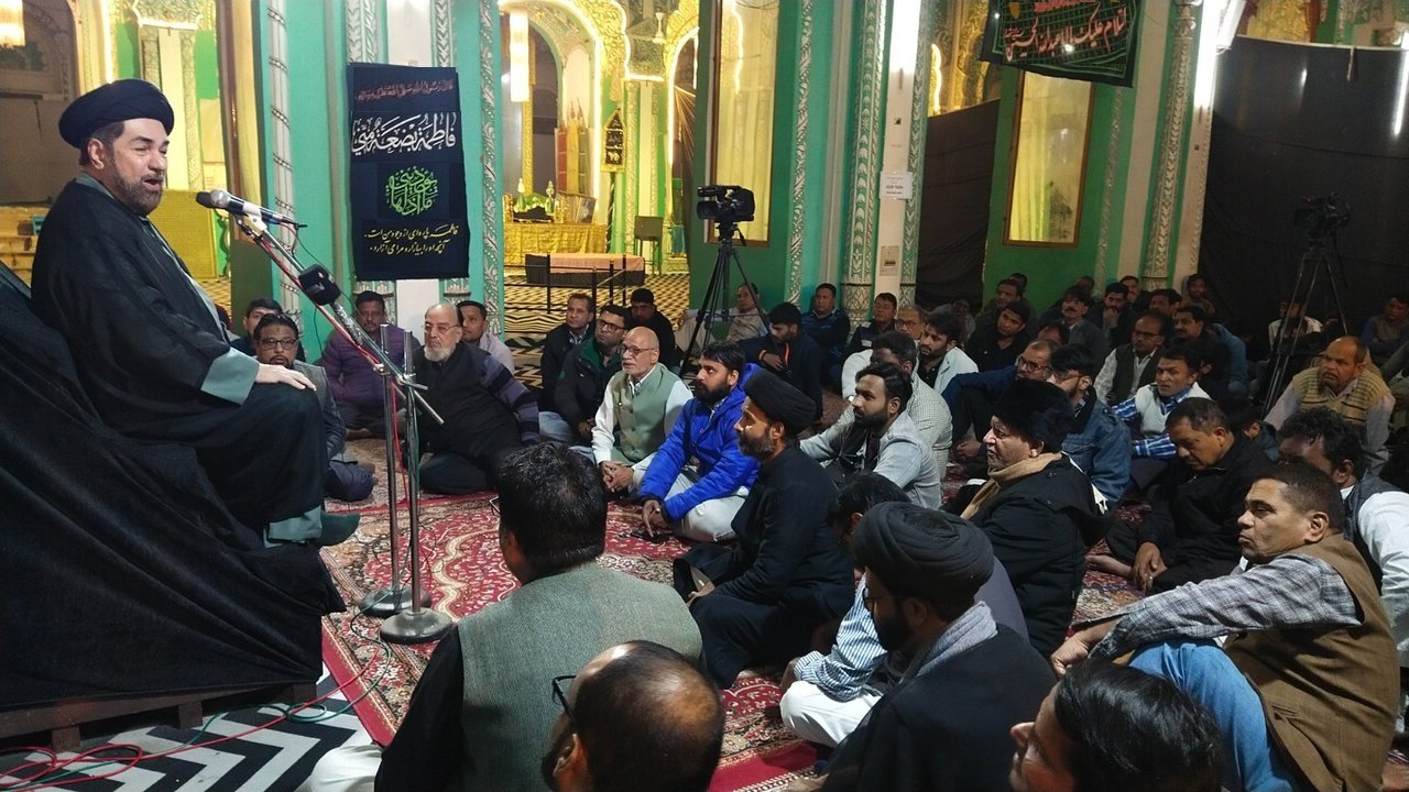 कौसर से मुराद हज़रत फ़ातिमा (स) और उनका पवित्र परिवार है: मौलाना कल्बे जवाद नक़वी