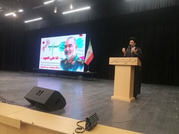 هرکسی با هر دینی هرجایی باشد از ظلم بدش می آید