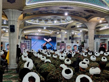 همایش «پیشگامان رهایی» با حضور گسترده طلاب و دانشجویان بسیجی در مدرسه فیضیه برگزار شد