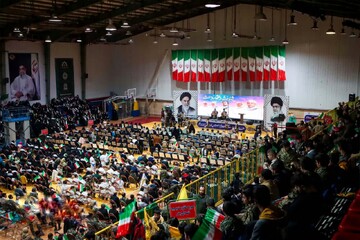 تصاویر/جشن بزرگ اقتدار و خدمت بسیجیان در اراک