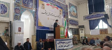 تعامل ائمه جمعه با مردم و مسئولان ضروری است