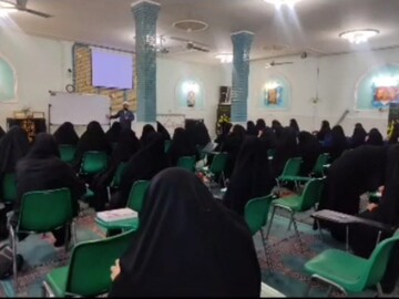 برگزاری دوره آموزشی هوش مصنوعی ویژه دانش‌آموختگان مدارس علمیه ساوه